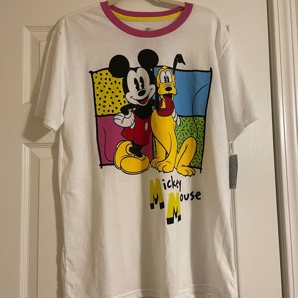 Disney Parks Merchandise Retro Tee NWT Size L